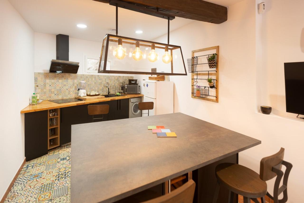Detached Villa For 6 People In Lloret De Mar With Comunal Outdoor Swimming Pool Puigventos Extérieur photo