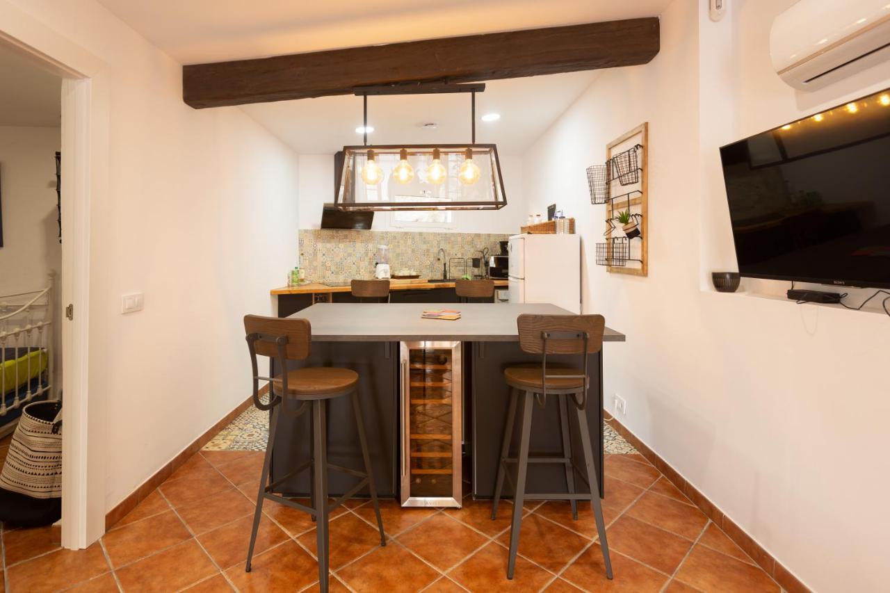 Detached Villa For 6 People In Lloret De Mar With Comunal Outdoor Swimming Pool Puigventos Extérieur photo