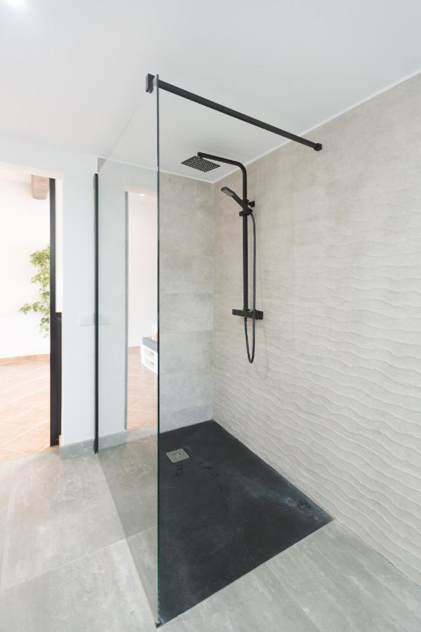 Detached Villa For 6 People In Lloret De Mar With Comunal Outdoor Swimming Pool Puigventos Extérieur photo